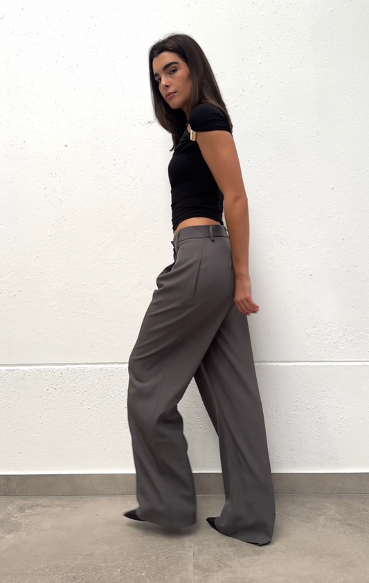 Pantalona Larga com Pinças