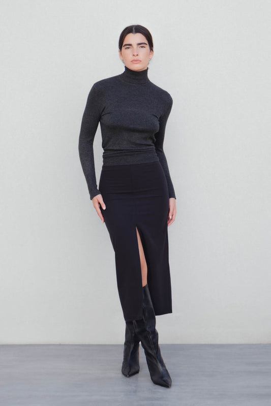 Saia Midi com Fendas