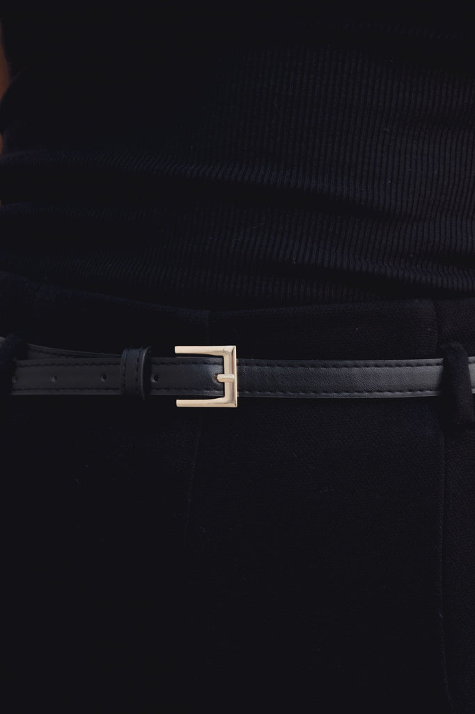 Calça Cintura Alta com Cinto