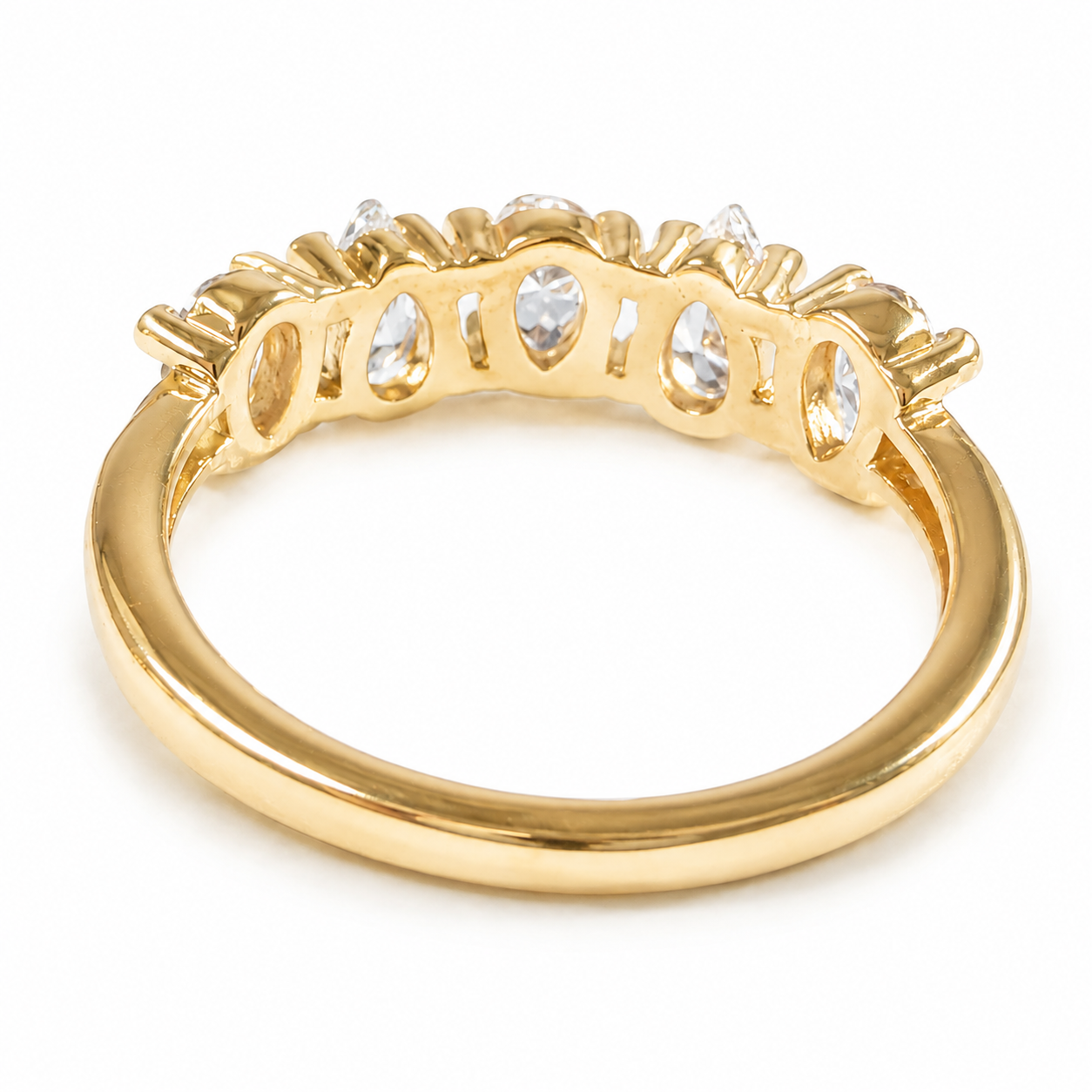 Anel Essência gota de zircônia delicada feminina