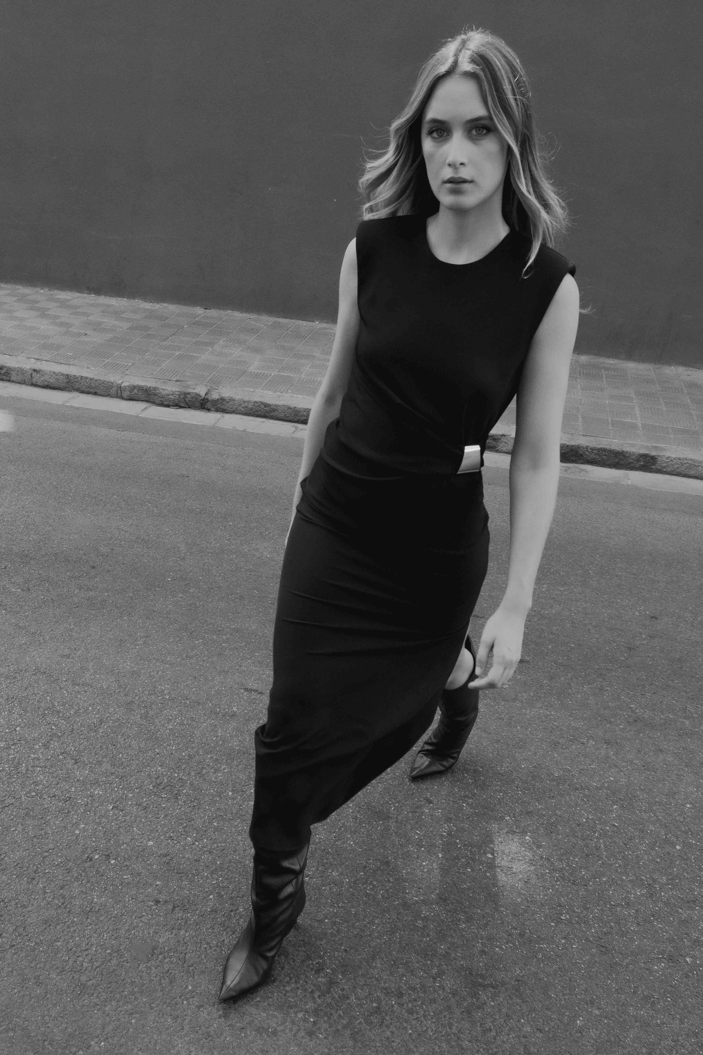 Vestido Midi em Malha Delicada