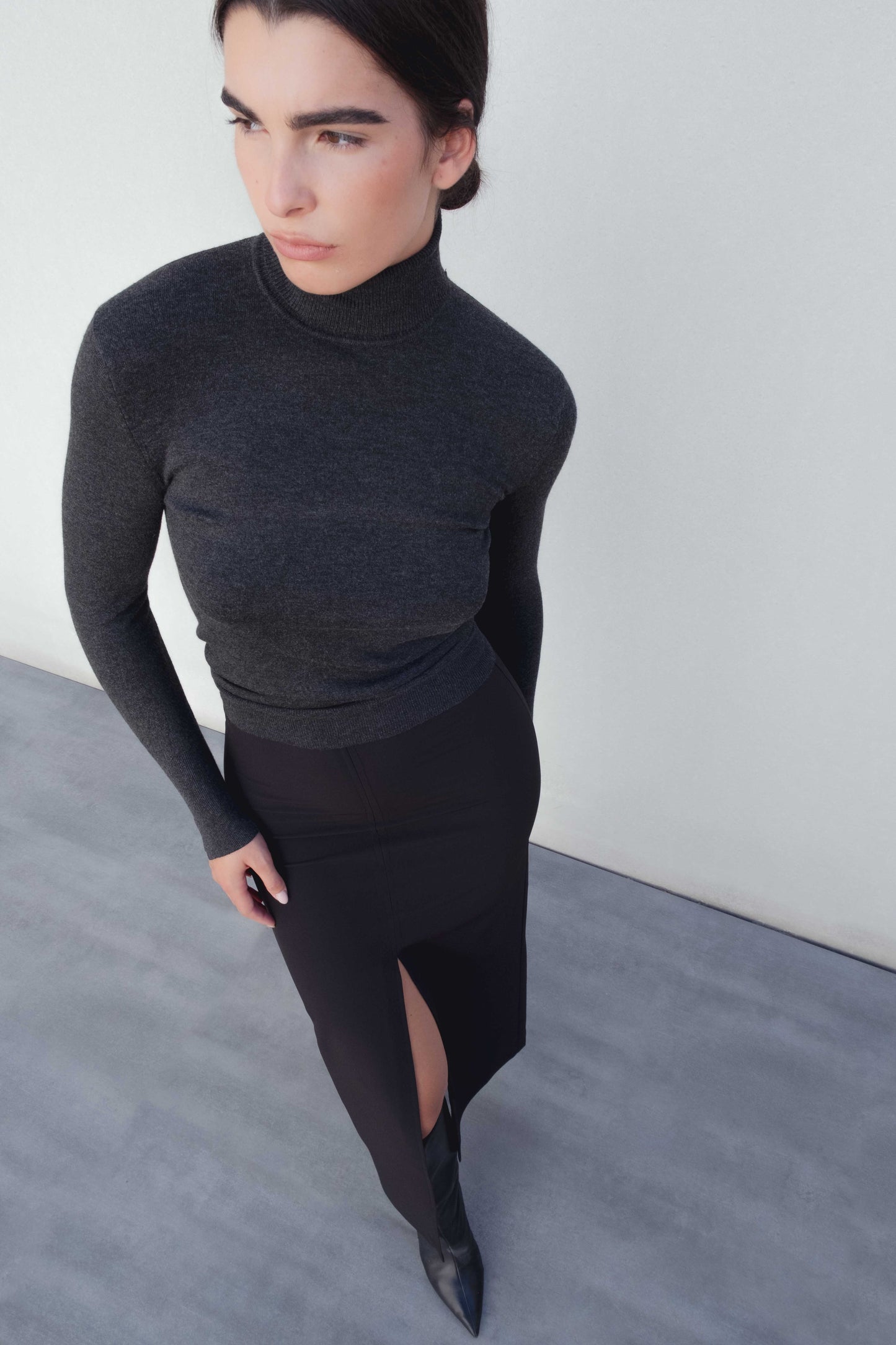 Saia Midi com Fendas