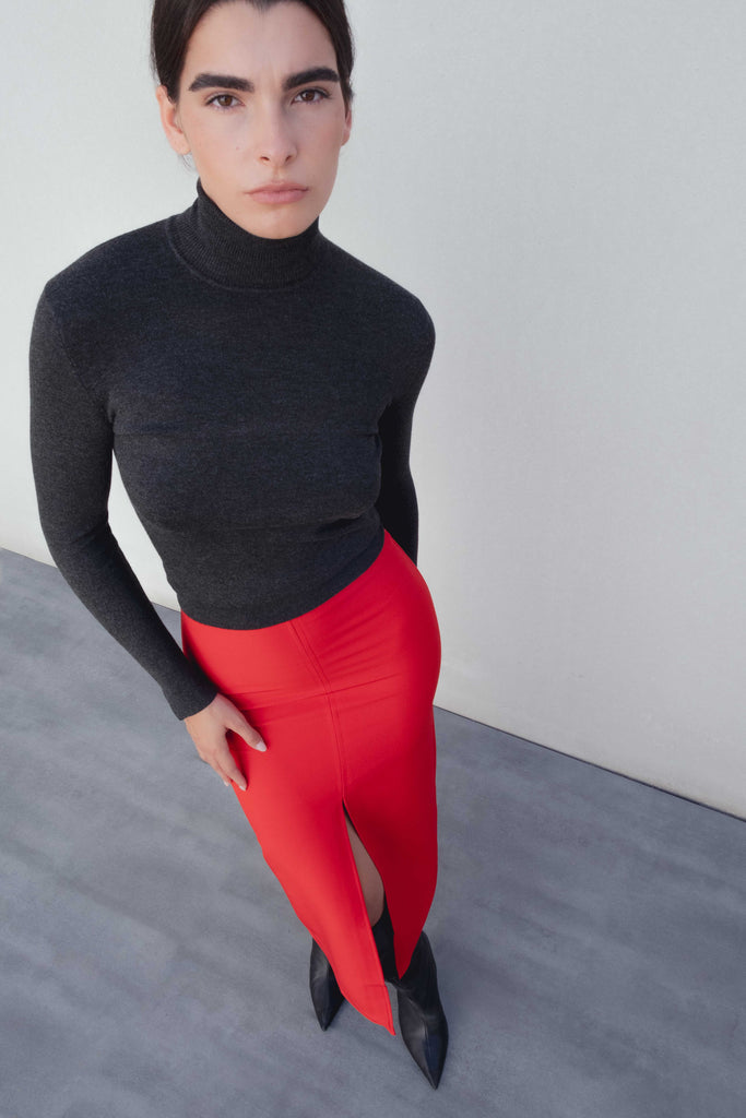 Saia Midi com Fendas