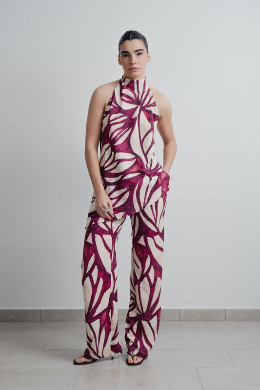 Blusa Fluida com Costas Abertas Estampada