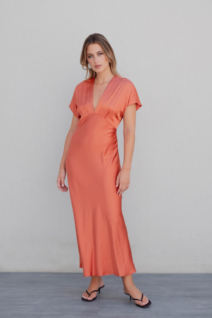 Vestido Midi Acetinado