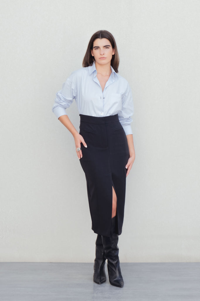 Saia Midi com Corte Sofisticado