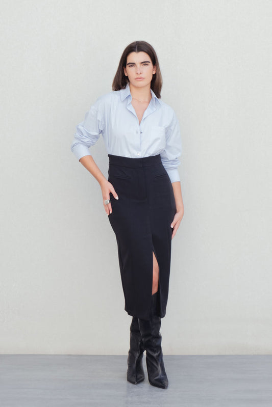 Saia Midi com Corte Sofisticado