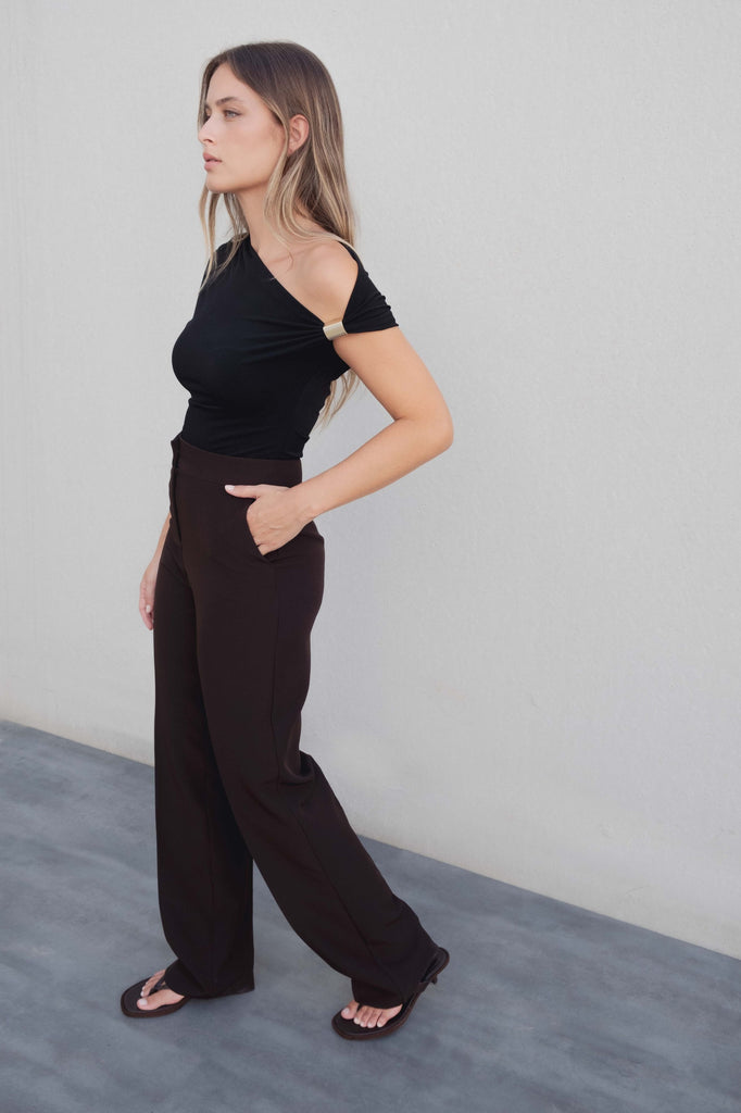 Blusa Assimétrico com Aplique