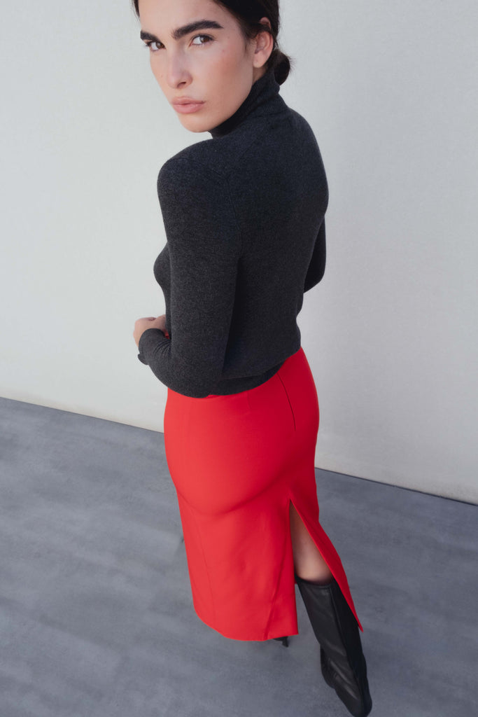 Saia Midi com Fendas