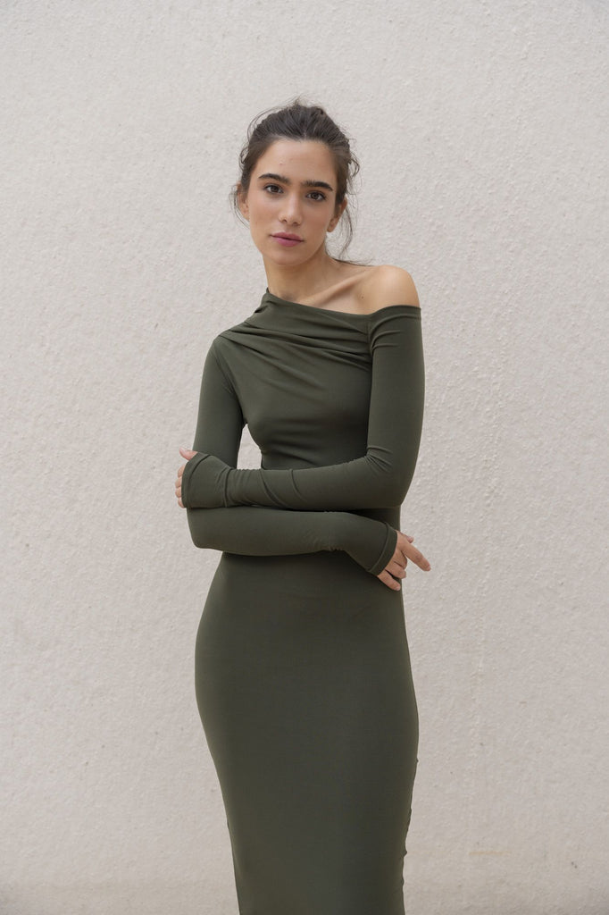 Vestido Cáqui Assimétrico Midi