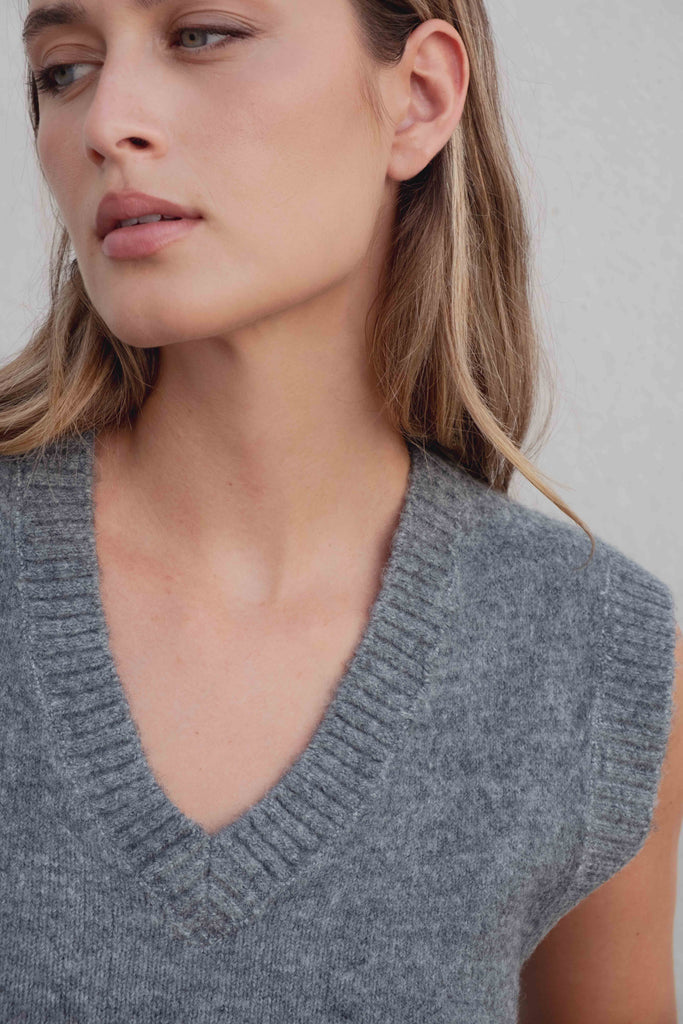 Colete em Tricô Cinza