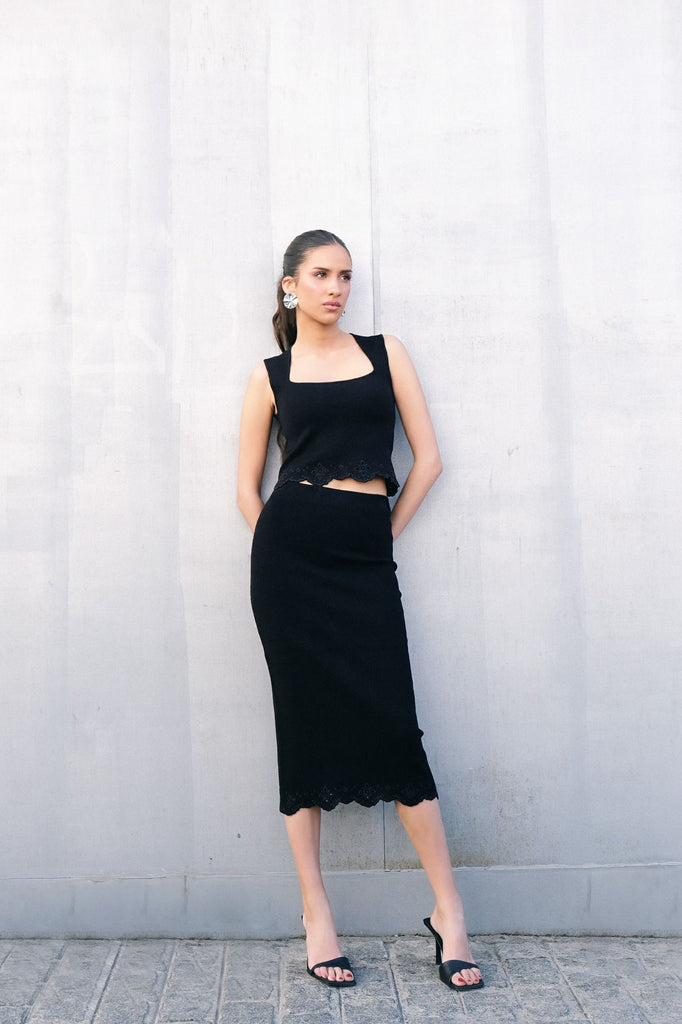 Top em Malha com Bordados Finos