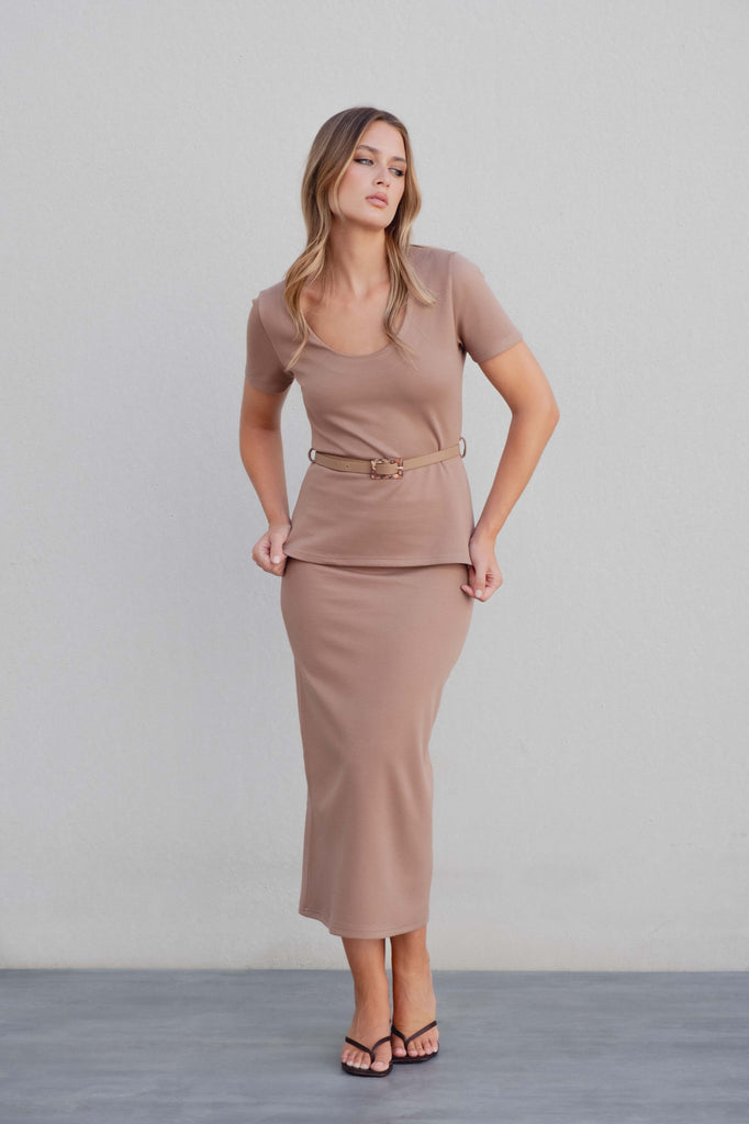 Camisa em malha com cinto