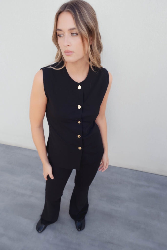 Colete Abotoado em Malha