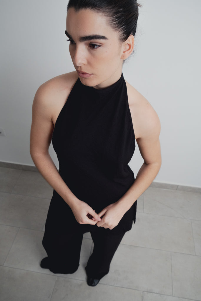 Blusa Fluida com decote Essencial