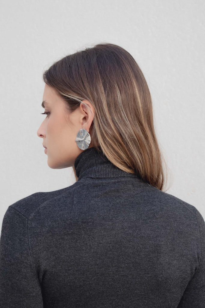 Suéter Malha Básica com Gola Alta