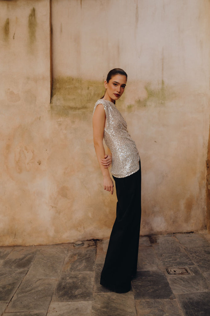 Top Assimétrico Elegante