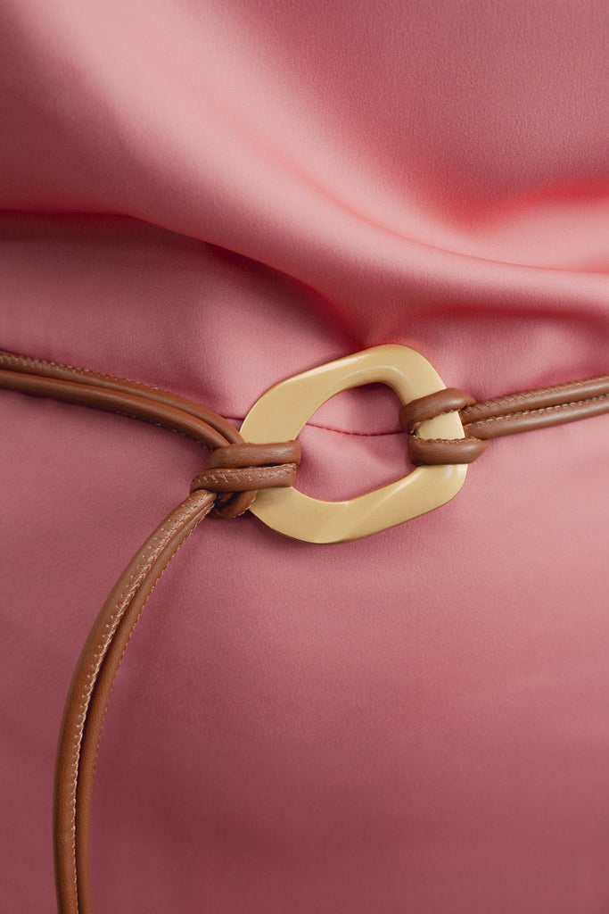 Vestido Midi Rosé de Cetim com Cinto
