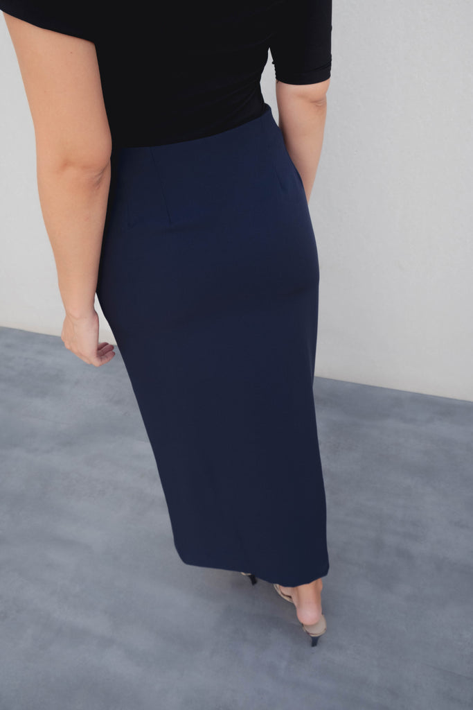 Saia Midi com Botões Dourados