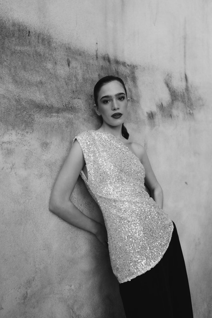 Top Assimétrico Elegante